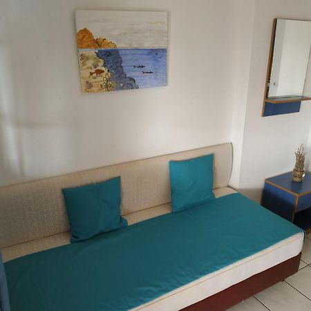 Bambola Apartments Nea Moudania Quarto foto